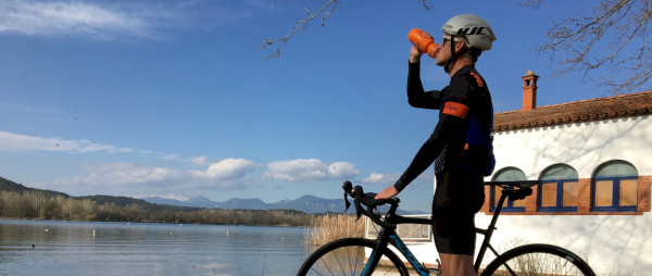 Von Girona aus ein sanfter Anstieg von 10,1 km bis zum Gipfel